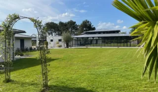  LOCAL COMMERCIAL BELZ 520 m²