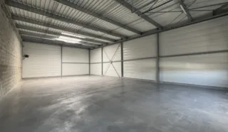  LOCAUX D'ACTIVITÉS 251 M² DERVAL