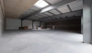  LOCAUX COMMERCIAUX 550 m² LANDERNEAU