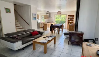 Maison 6 pièce(s)