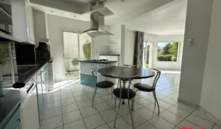 Maison 6 pièce(s)