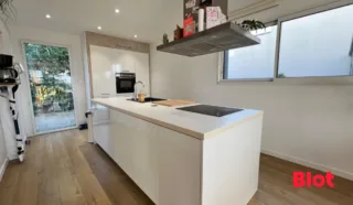 Maison 6 pièce(s)