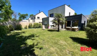 Maison 6 pièce(s)