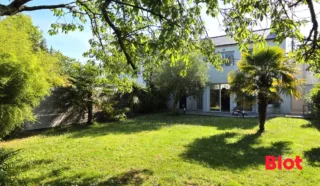 Maison 6 pièce(s)