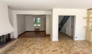 Maison 6 pièce(s)