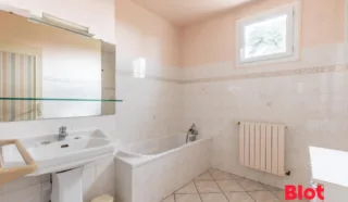 Maison 4 pièce(s)
