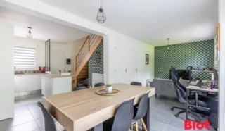 Maison 4 pièce(s)