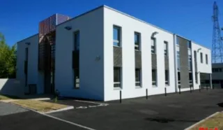  BUREAUX PROCHE PERIPHERIQUE 275 m²