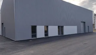  LOCAL D'ACTIVTES 395 M² SAINT-BRIEUC