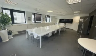  BUREAUX DIVISIBLES 843 M² NANTES