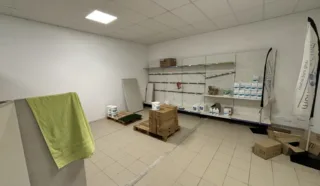  LOCAUX ACTIVITÉS 285 M² ST ETIENNE DE MONTLUC