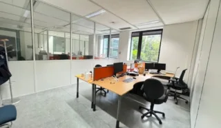  BUREAUX 4 818 M² NANTES