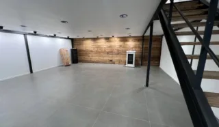  LOCAL D'ACTIVITES MONTGERMONT 500 m²
