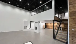  LOCAL D'ACTIVITES MONTGERMONT 500 m²