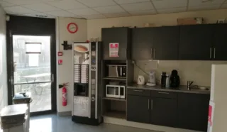  BUREAUX RENNES 1 041 m²