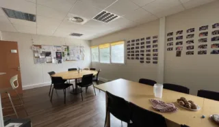  BUREAUX 370 m² SAINT-GREGOIRE