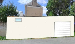  LOCAUX D'ACTIVITÉS 94 M² REZÉ