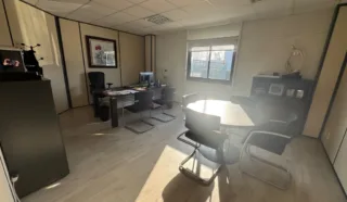  BUREAUX 520 M² LES SORINIERES