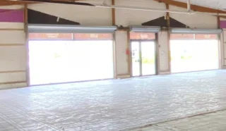 LOCAL COMMERCIAL 400 m² QUEVERT