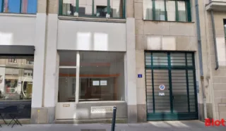  LOCAUX COMMERCIAUX 26 M² NANTES