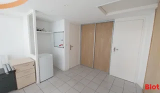  LOCAUX COMMERCIAUX 26 M² NANTES