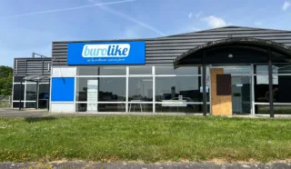  LOCAL D'ACTIVITES ET BUREAUX MELESSE 200 m²