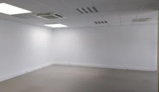 LOCAUX D'ACTIVITÉS 1 839 M² NANTES