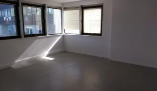  LOCAUX D'ACTIVITÉS 1 839 M² NANTES