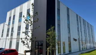  BUREAUX NEUFS 1 377 M² VALLET