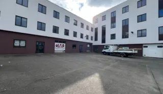  BUREAUX ET LOCAUX D'ACTIVITES ZI SUD EST CESSON SEVIGNE 150 m²