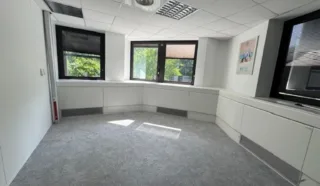 BUREAUX 2 122 M² DIVISIBLES NANTES