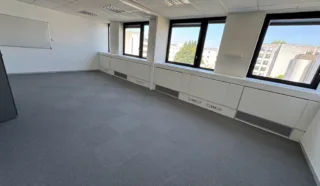  BUREAUX DIVISIBLES 843 M² NANTES