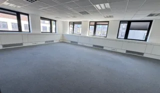  BUREAUX DIVISIBLES 843 M² NANTES
