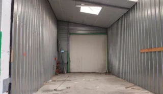  LOCAUX D'ACTIVITES 563 m² ERGUE-GABERIC