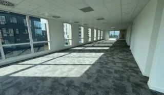  ALOUER BUREAUX NEUFS LA COURROUZE 267 m² ST JACQUES