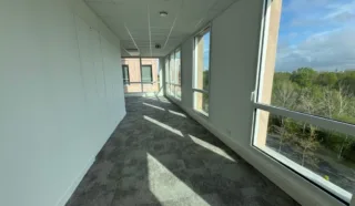  BUREAUX NEUFS LA COURROUZE 922 M² ST JACQUES