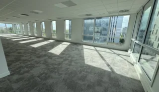  BUREAUX NEUFS LA COURROUZE 922 M² ST JACQUES