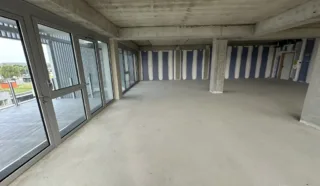  BUREAUX NEUFS  LORIENT 145 m²