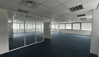 BUREAUX 193 m² SAINTE LUCE SUR LOIRE