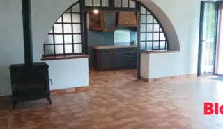 Maison 4 pièce(s)