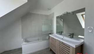 Maison 6 pièce(s)