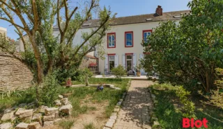 Maison 6 pièce(s)