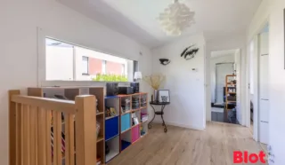 Maison 6 pièce(s)