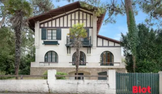 Maison 6 pièce(s)