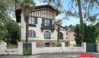 Maison 6 pièce(s)