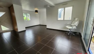 Maison 6 pièce(s)