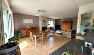 Maison 6 pièce(s)
