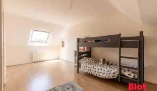 Maison 6 pièce(s)