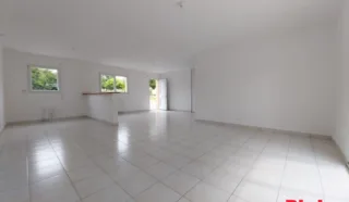 Maison 4 pièce(s)