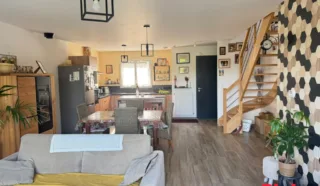 Maison 4 pièce(s)
